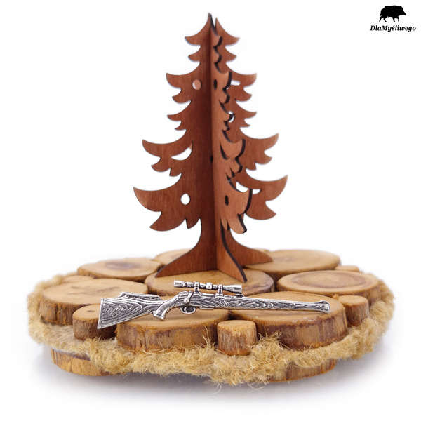 Ręcznie wykonana przypinka z myśliwskim motywem - MYŚLIWSKI SZTUCER