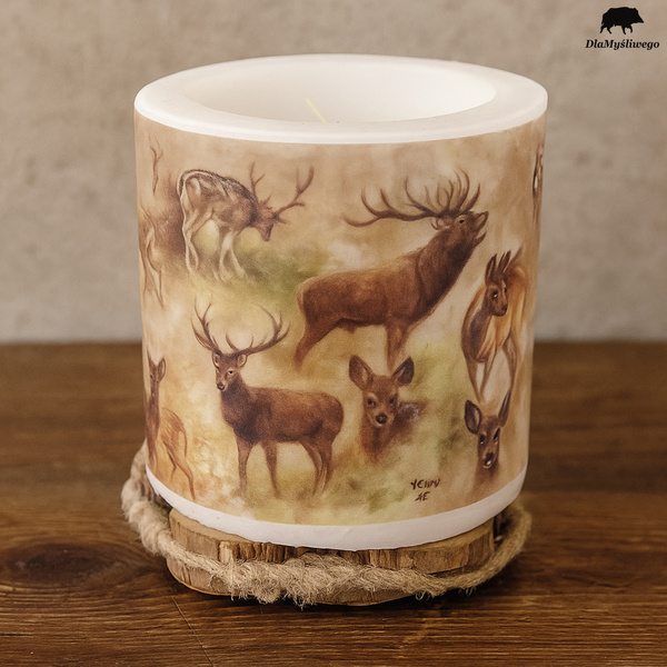 Ozdobna świeca 10cm z myśliwskim motywem JELENIE