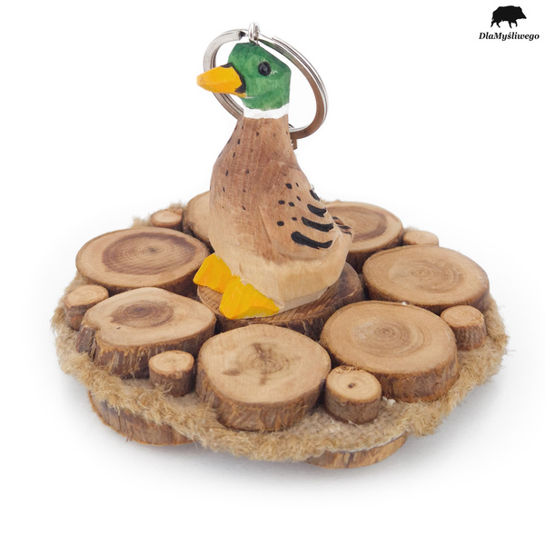Drewniany brelok do kluczy z myśliwskim motywem - KACZKA