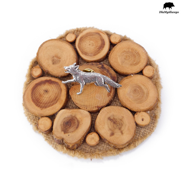 Ręcznie wykonana przypinka z myśliwskim motywem - LIS